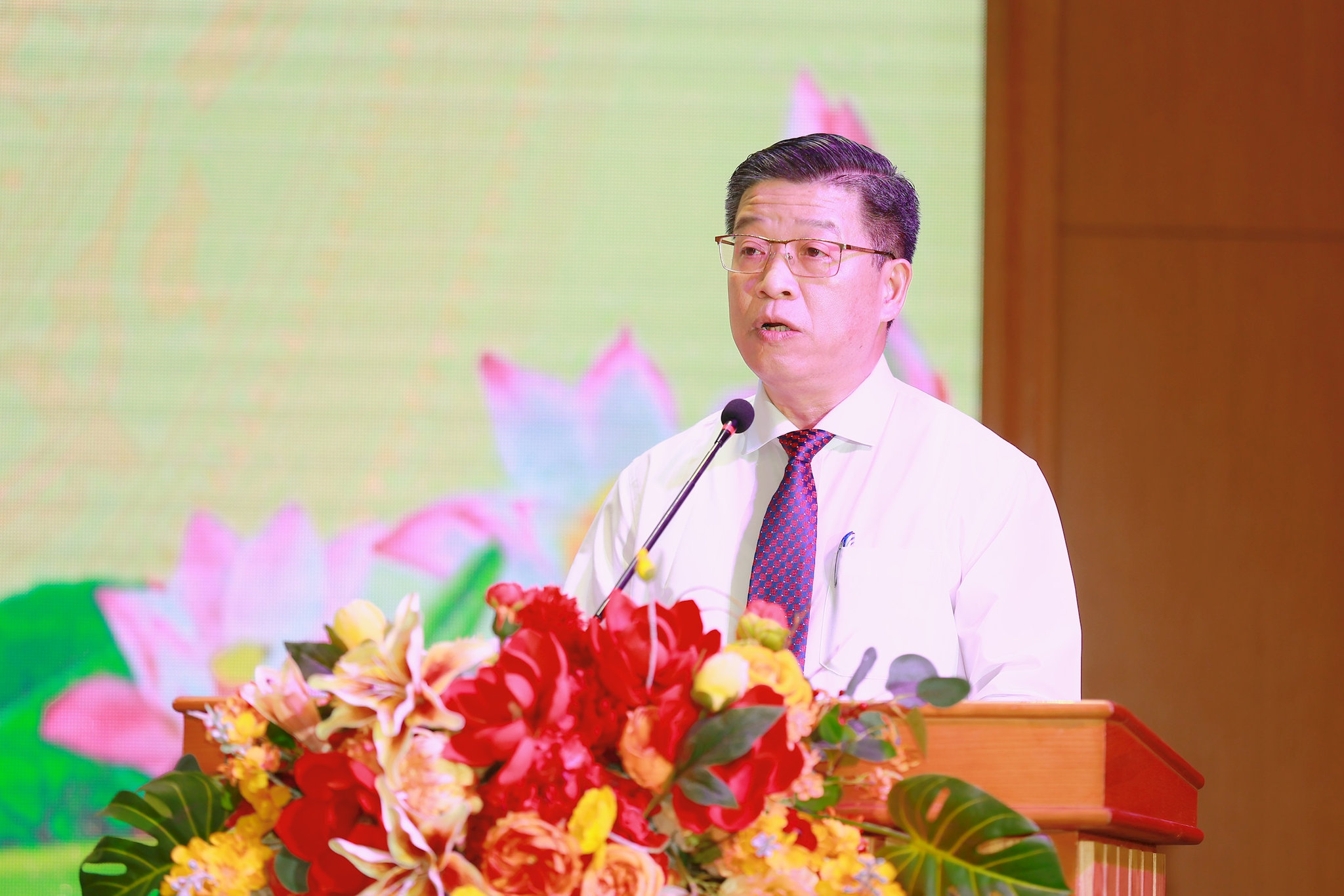 Chủ tịch Ủy ban MTTQ Việt Nam phường Thanh Xuân Nguyễn Xuân Hải phát biểu tại chương trình. Ảnh: Tùng Lâm