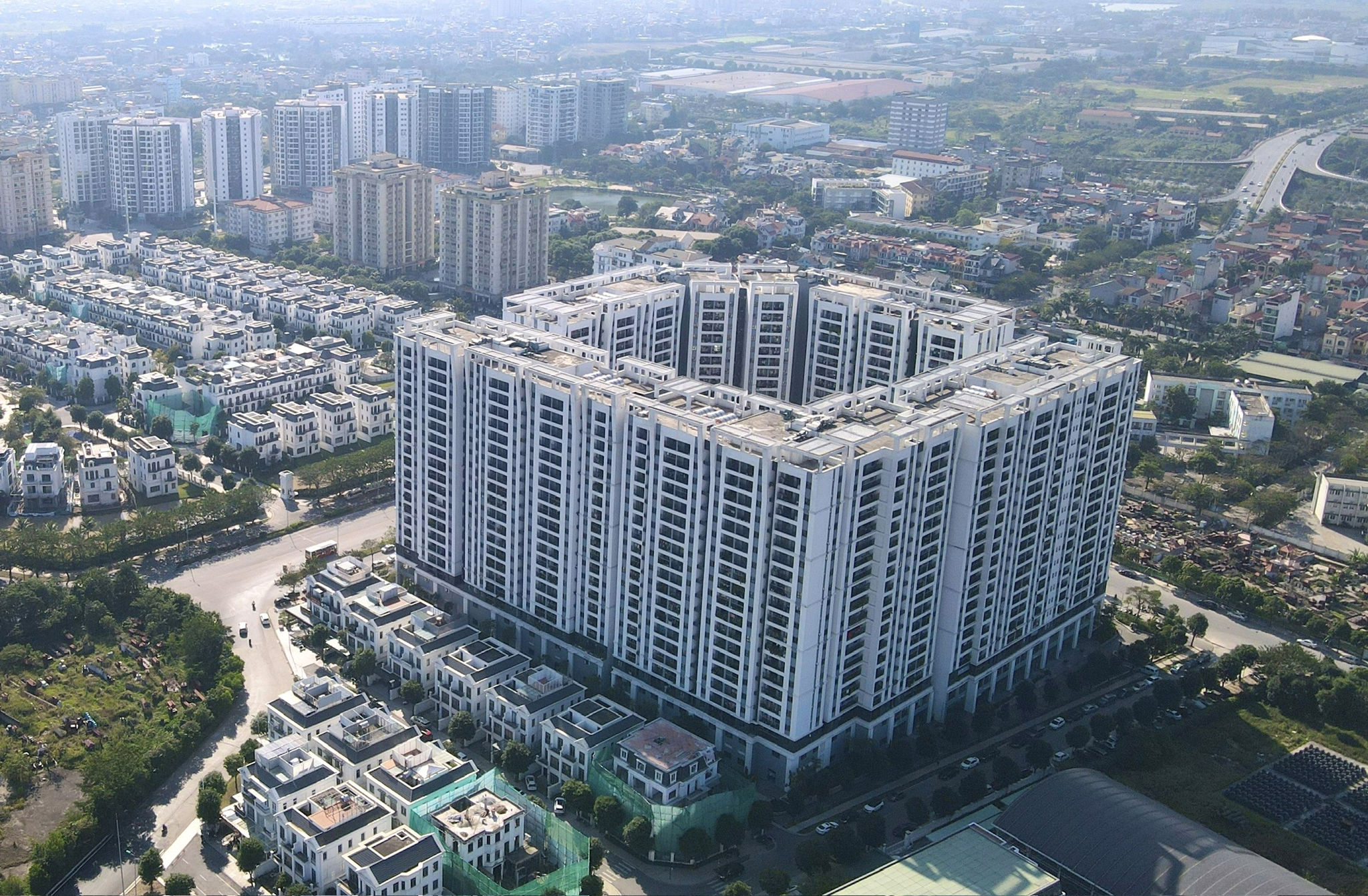 khu-chung-cu-hope-residences-phuong-long-bien-.-anh-nguyen-quang.jpg