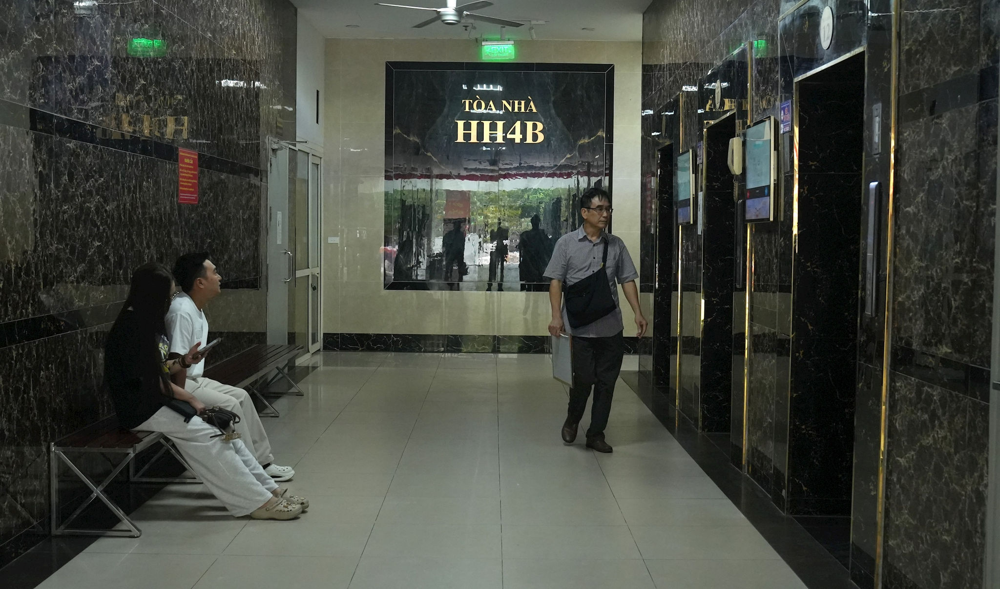 Tòa HH4B Linh Đàm, phường Hoàng Liệt. Ảnh: NT