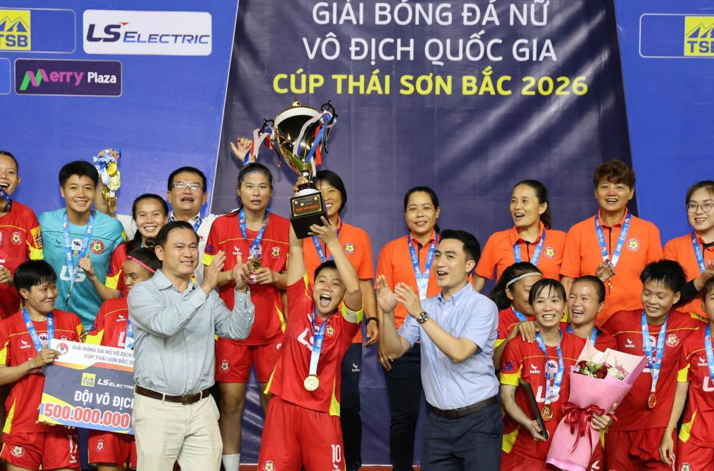 31-ong-tran-anh-tu.jpg