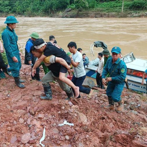 [Podcast] Tin tức ngày 12-9: Đã có hơn 1.100 người thương vong, mất tích do bão số 3 và mưa lũ