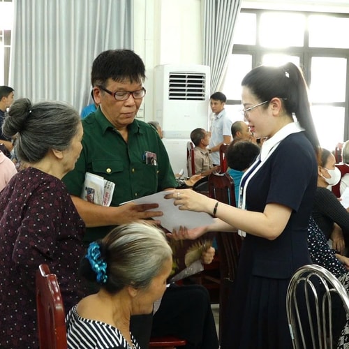 Xã Bình Minh khảo sát nhu cầu cấp giấy chứng nhận quyền sử dụng đất cho người có công