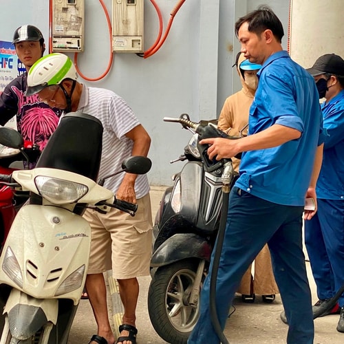 Giá xăng dự kiến tăng nhẹ trong kỳ điều hành ngày 10-7