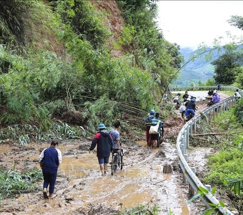 [Podcast] Thủ tướng: Không để học sinh nào lỡ khai giảng vì thiên tai