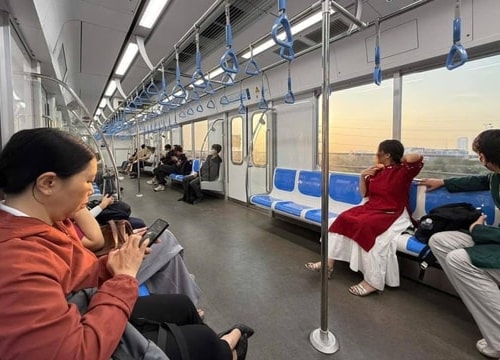 [Podcast] Metro Hà Nội nói gì về việc cấm xe điện lên tàu?