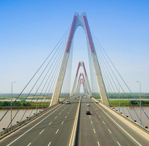 [Podcast] Hà Nội điều chỉnh giao thông qua cầu Nhật Tân để lắp đặt dải phân cách