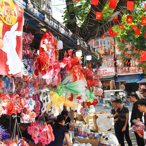 [Podcast] Đêm hội Trăng rằm” lung linh sắc màu Trung thu 2025 tại Hà Nội