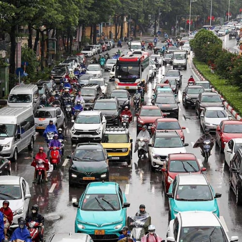 [Podcast] Dù không gây ngập lớn, mưa khiến giao thông khó khăn sáng 14-10