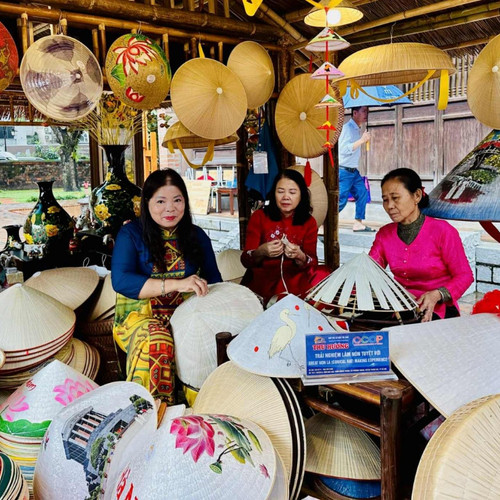 [Podcast] “Hội tụ di sản” thắp sáng tinh hoa làng nghề Việt giữa lòng Văn Miếu