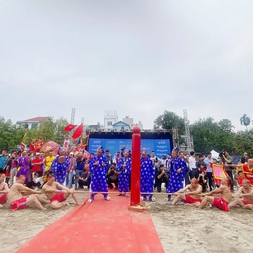 [Podcast] Tin tức ngày 16-11: Ngày hội di sản thu hút đông đảo du khách