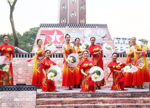 [Podcast] Tin tức ngày 19-11: Trải nghiệm nhiều hoạt động hấp dẫn tại Festival Thu Hà Nội