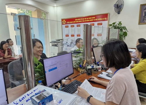 [Podcast] Tin tức ngày 3-12: Hà Nội vận hành nhánh tư vấn thủ tục hành chính đất đai qua Tổng đài AI