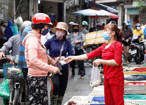 [Podcast] Hà Nội: 80% chợ truyền thống, 100% siêu thị hướng tới không sử dụng túi nilon