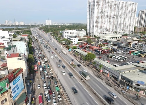 [Podcast] Hà Nội thí điểm hạn chế xe tải lớn vào Vành đai 3 giờ cao điểm