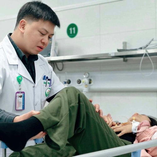[Podcast] Tin tức ngày 28-12: Vụ lật xe thiện nguyện ở Lào Cai - Nhiều ca theo dõi đặc biệt