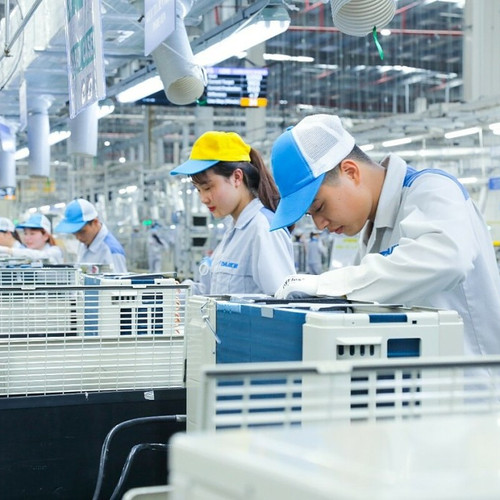 [Podcast] Điểm tin tuần từ ngày 5 đến 11-1: Kinh tế Việt Nam bứt phá ngoạn mục với GDP trên 8%