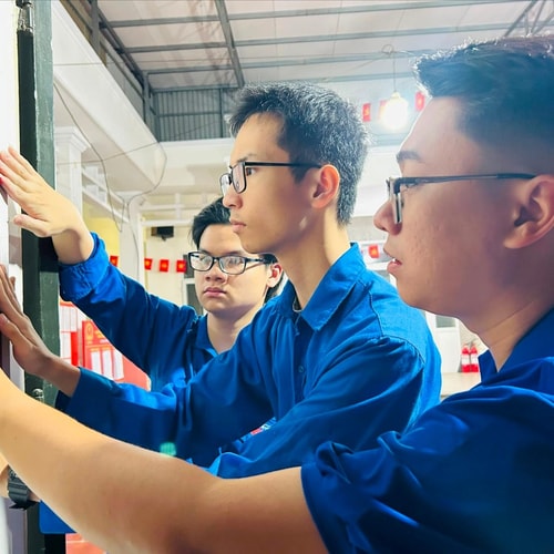 [Podcast] Tin tức ngày 15-3: Truyền thông quốc tế đưa tin đậm nét về ngày bầu cử tại Việt Nam