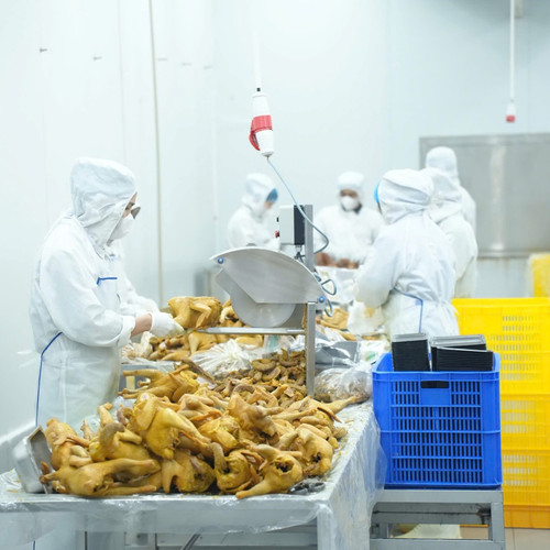 [Podcast] Tin tức ngày 1-4: Siết chặt bếp ăn tập thể, ngăn “thực phẩm bẩn” vào trường học