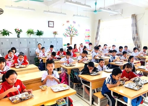 [Podcast] Tin tức ngày 9-4: Hà Nội xây dựng “chuẩn vàng” bếp ăn học đường