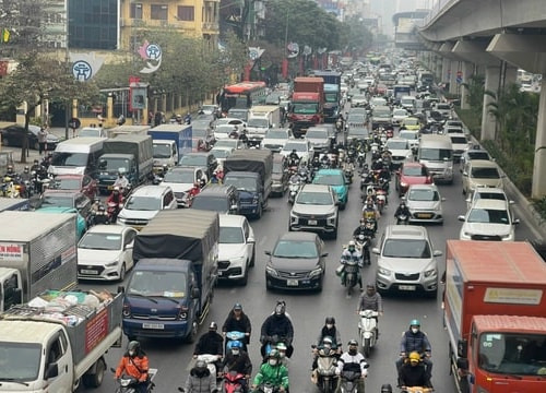 [Podcast] Tin tức ngày 11-6: Hà Nội đề xuất hạn chế xe cá nhân, nghiên cứu thu phí chống ùn tắc