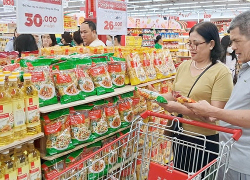 [Podcast] Tin tức ngày 18-7: Hà Nội bùng nổ khuyến mãi, giảm giá tới 50% kích cầu mua sắm