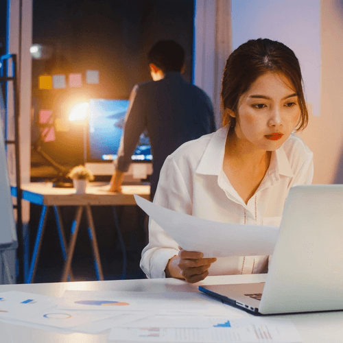 Lao động bị hệ thống AI đánh giá hiệu suất thấp