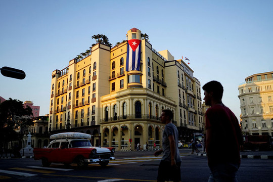 Quan hệ Mỹ - Cuba giãn thêm khoảng cách