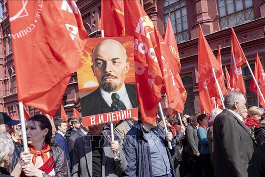 Khắp nước Nga kỷ niệm 149 năm Ngày sinh lãnh tụ V.I.Lenin