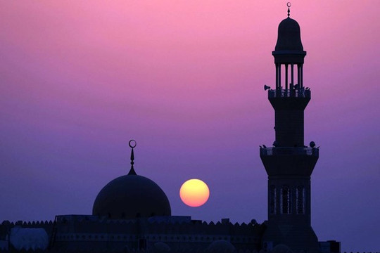 Bắt đầu Tháng lễ Ramadan của người Hồi giáo năm 2019