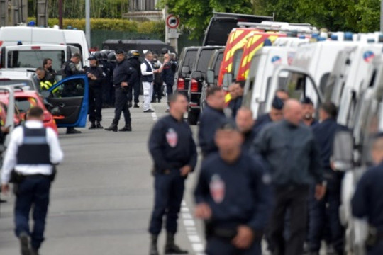 Pháp: Một tay súng bắt giữ 4 con tin ở Toulouse