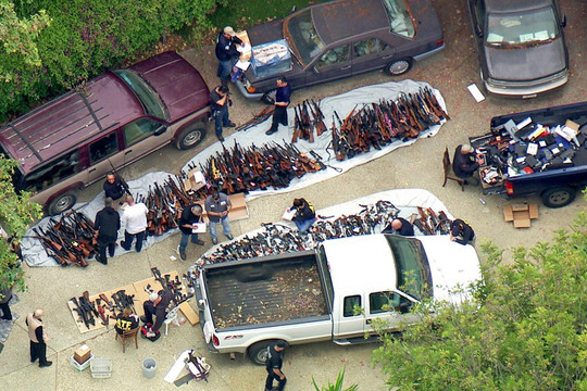 Cảnh sát Mỹ thu giữ hơn 1.000 khẩu súng trong một ngôi nhà