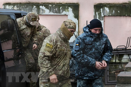 Nga gia hạn giam giữ 24 thủy thủ Ukraine