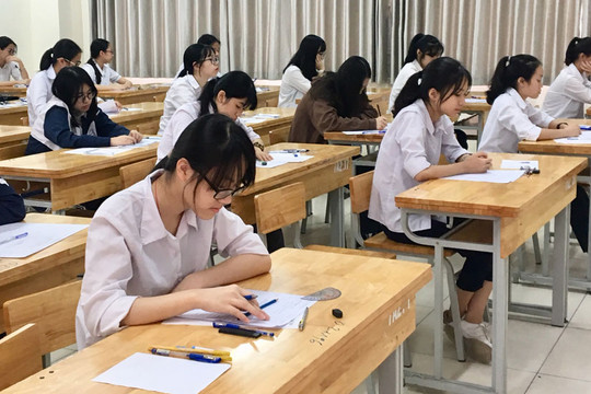 Hơn 6.000 cán bộ coi thi trung học phổ thông quốc gia tại Hà Nội