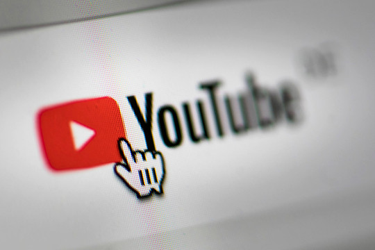 Khoảng 55.000 video clip trên YouTube có nội dung xấu độc, vi phạm pháp luật