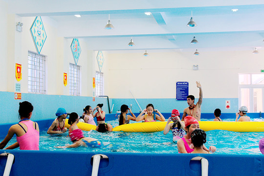 Hơn 1.200 học sinh được dạy bơi miễn phí