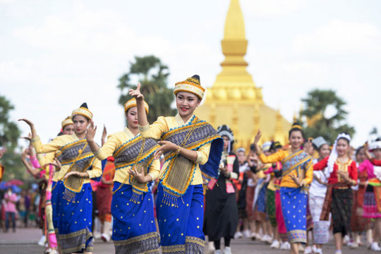 Tháp vàng That Luang – Nét văn hóa đặc sắc của Vientiane