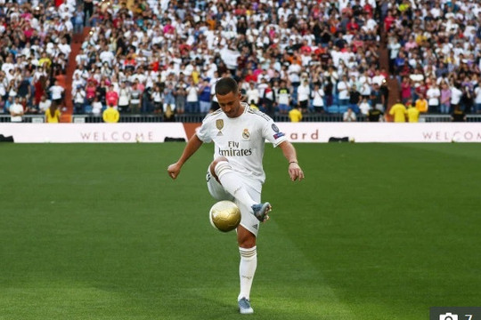 Gần 50.000 cổ động viên mừng Hazard ra mắt Real Madrid