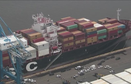 Mỹ thu giữ 16,5 tấn cocaine trên một tàu lớn tại cảng biển Packer