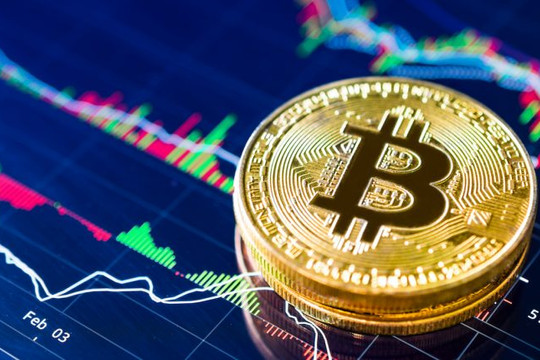 Tiền ảo Bitcoin vượt ngưỡng 12.000 USD, chạm mức đỉnh 16 tháng
