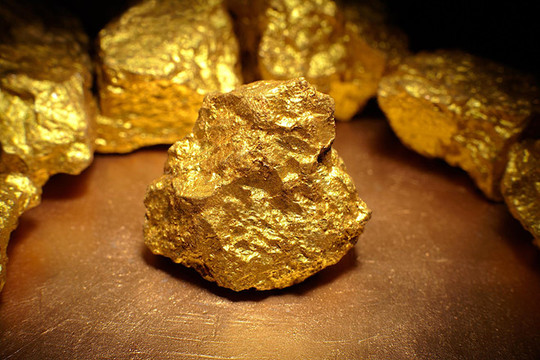 Vì sao vàng lại đắt và nhiều người vẫn thích mua?