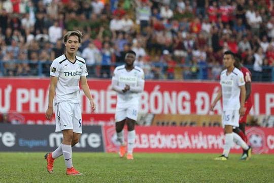 Vòng 14 V-League: HAGL thua ngược ở Pleiku, Sanna Khánh Hòa lún sâu