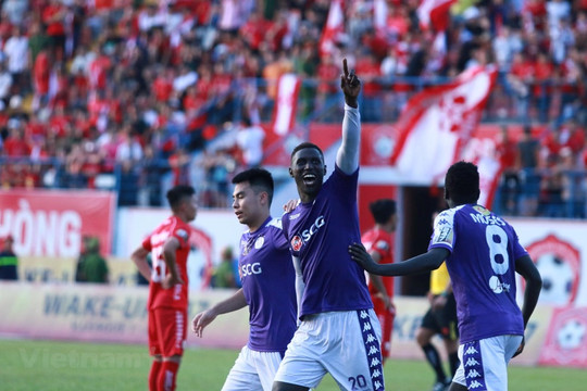 Đánh bại Hải Phòng, Hà Nội FC đòi lại ngôi đầu V-League 2019