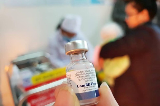Điều tra nguyên nhân hai trẻ tử vong sau tiêm vắcxin ComBE Five
