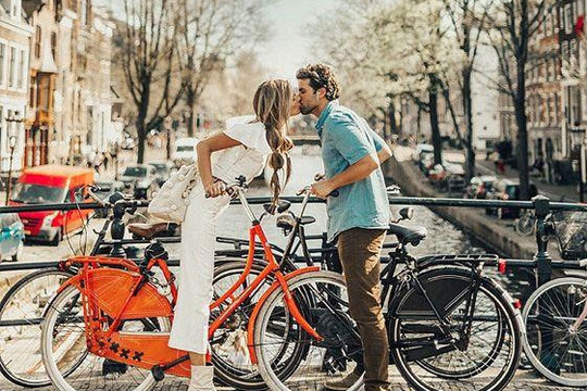 Amsterdam - Thủ đô “cuồng” xe đạp
