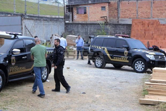 Brazil truy lùng một nhóm tội phạm cướp 750 kg vàng