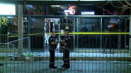 Nổ súng ở hộp đêm Canada, 5 người bị thương