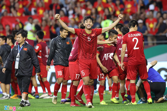 Nhiều tour cổ vũ đội tuyển bóng đá Việt Nam tại vòng loại World Cup 2022