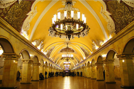 Metro Moscow - Cung điện dưới lòng đất