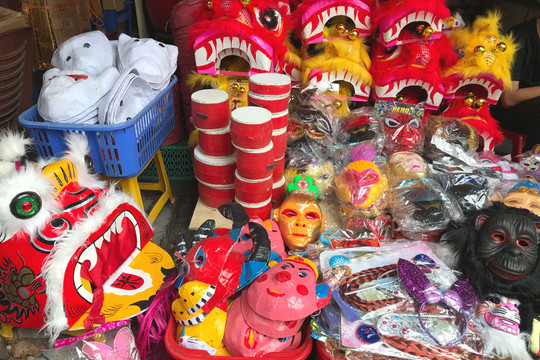 Đồ chơi Trung thu: Hàng Việt chiếm lĩnh thị trường