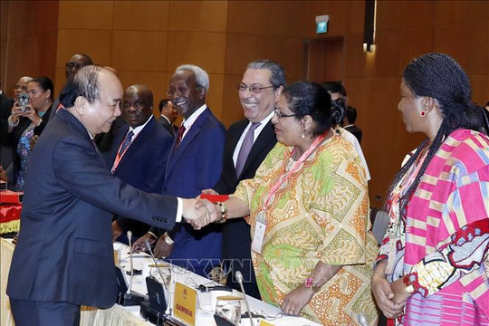 Thủ tướng Nguyễn Xuân Phúc tiếp Đoàn Đại sứ các nước Trung Đông - châu Phi
